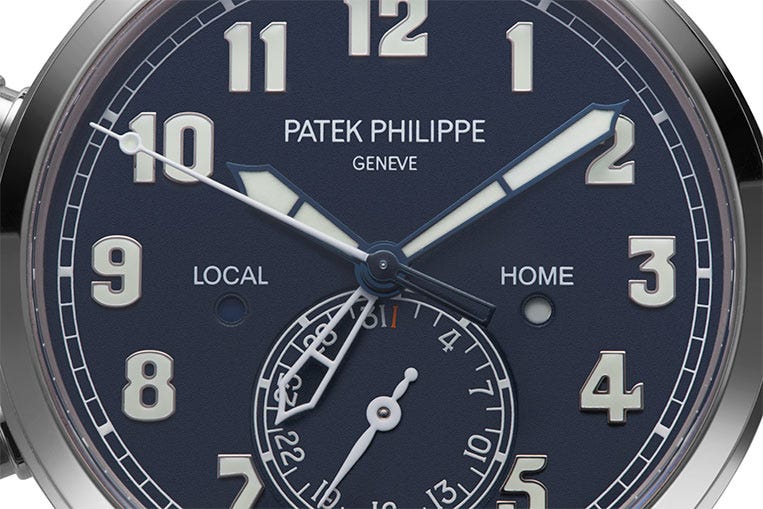 Two time zone can be monitored with the travel time complication